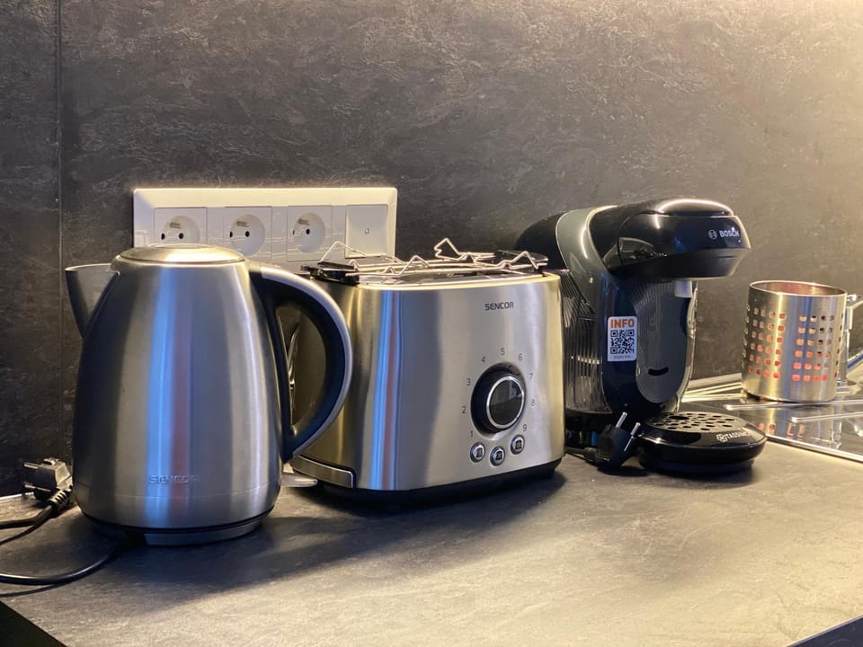 Coffee/tea facilities
