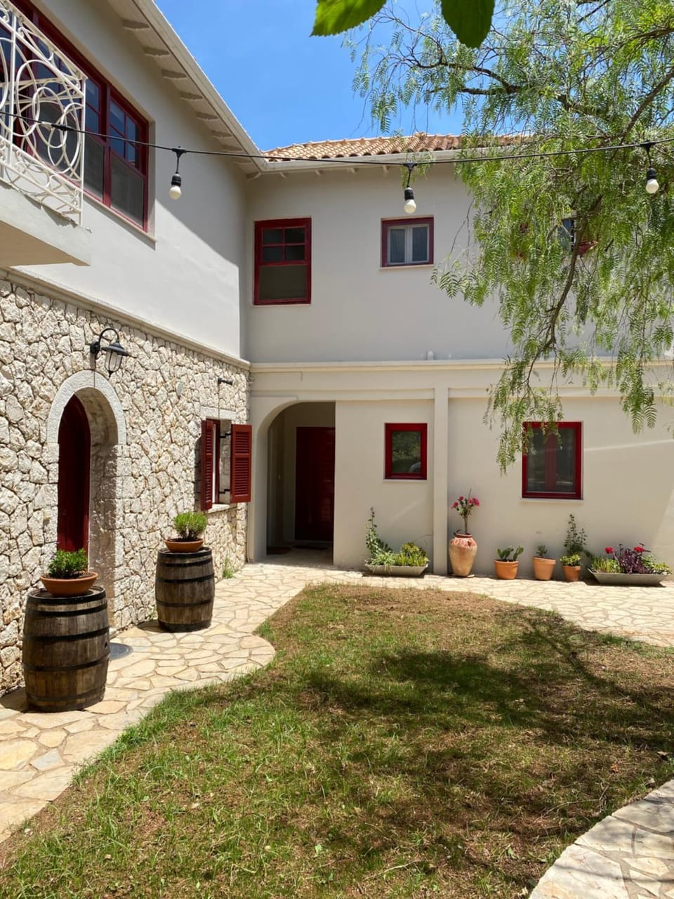 Πέτρινο σπίτι με κήπο και θέα στον ελαιώνα, Katouna Home II Apartment in Peloponnese, Western Greece and the Ionian