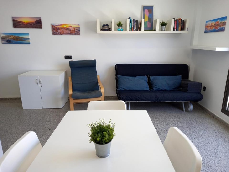 Living room, Lounge or bar
