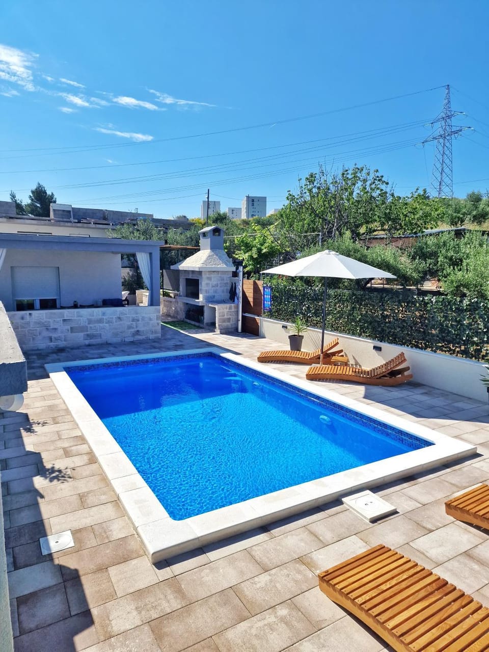 Pool view, Swimming pool, sunbed