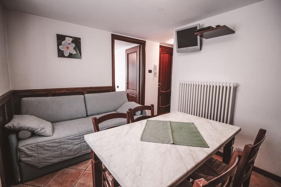 Residence Aquila - Bilo Punta Valfredda Apartment in Aosta Valley, Italy