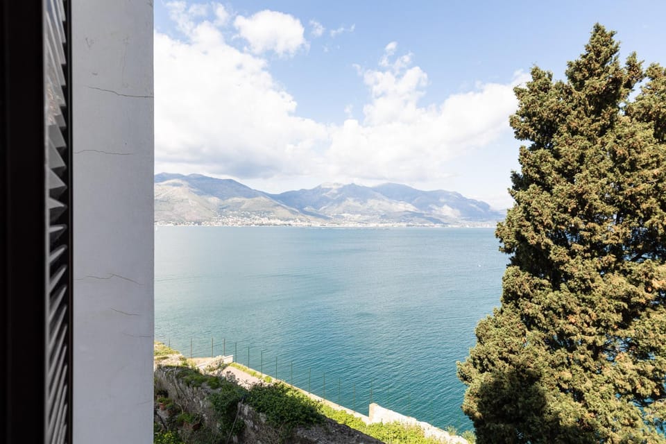 Day, Natural landscape, Mountain view, Sea view