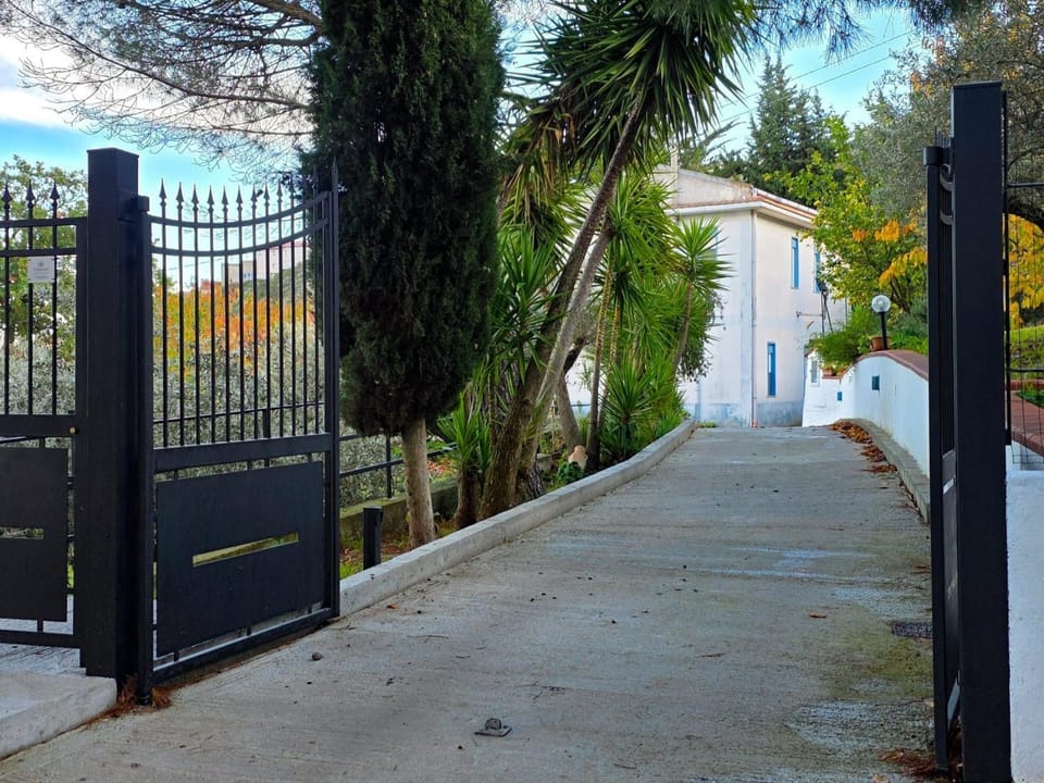 Valateddi House in Sicily
