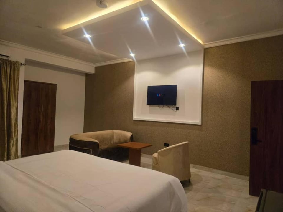 ROSES REGENCY HOTEL AND SUITES Hotel in Abuja