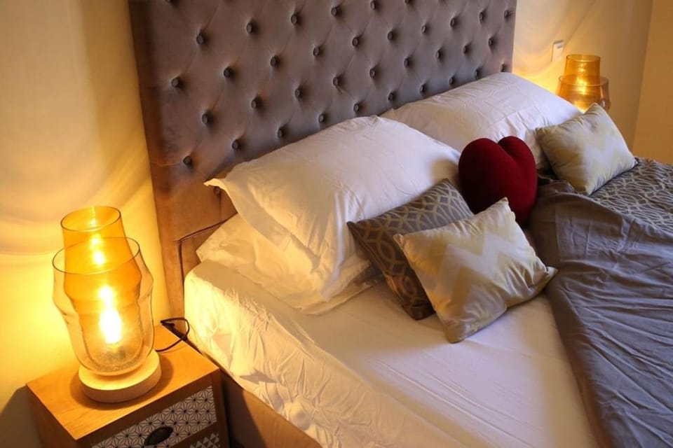 Bed, Photo of the whole room