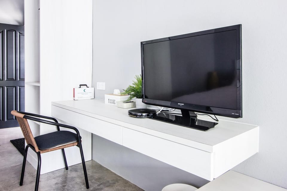 Communal lounge/ TV room, TV and multimedia