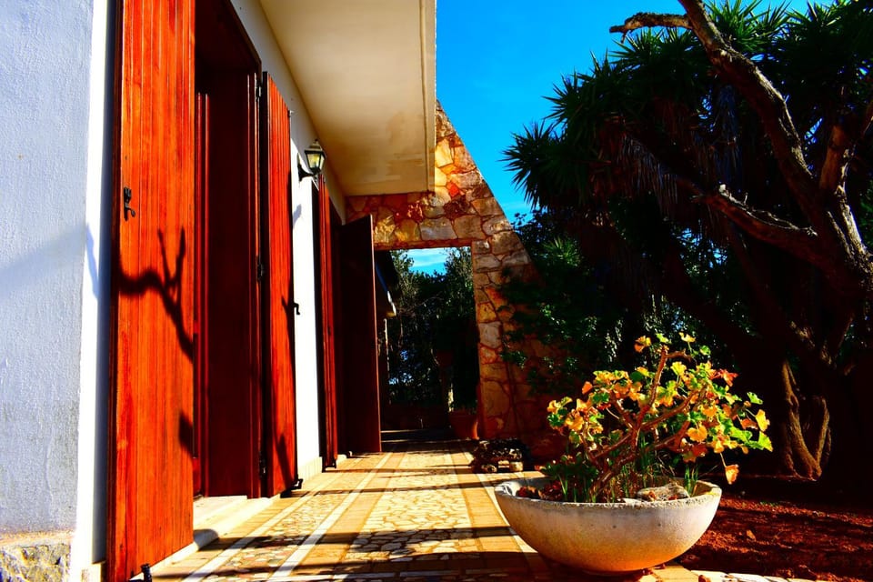 Villa immersa nel verde(*Servizi ALL INCLUSIVE*) Villa in Apulia