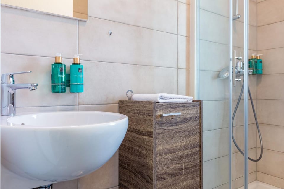 Tiffy studio w private parking Apartment in Zadar