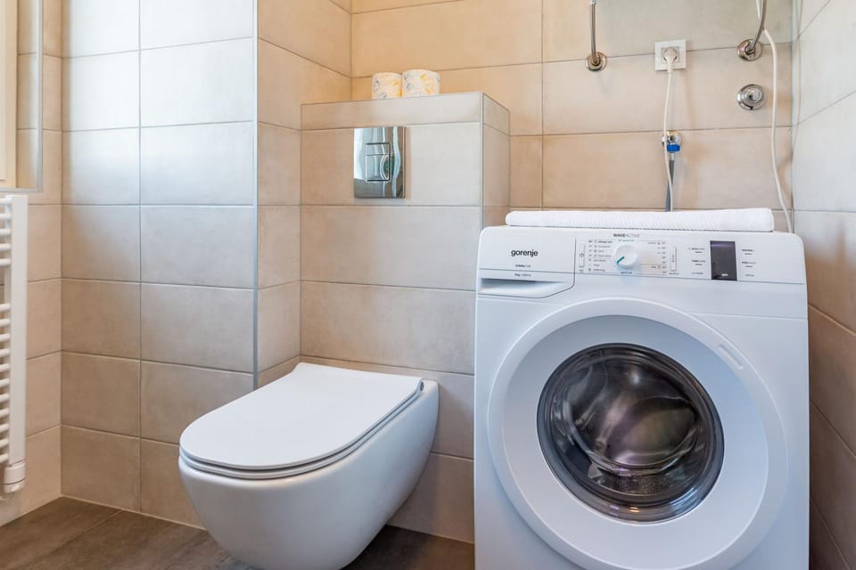 Tiffy studio w private parking Apartment in Zadar