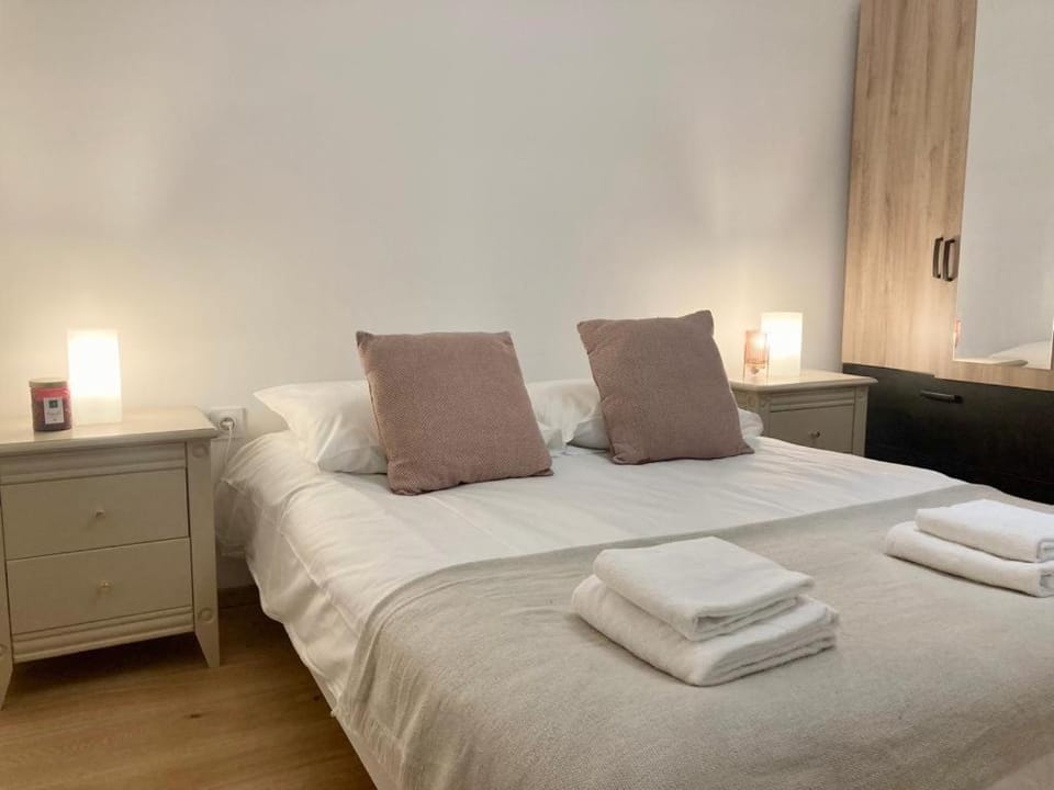 Les Halles 1 - Central - Spacieux - Moderne Apartment in Mont-de-Marsan