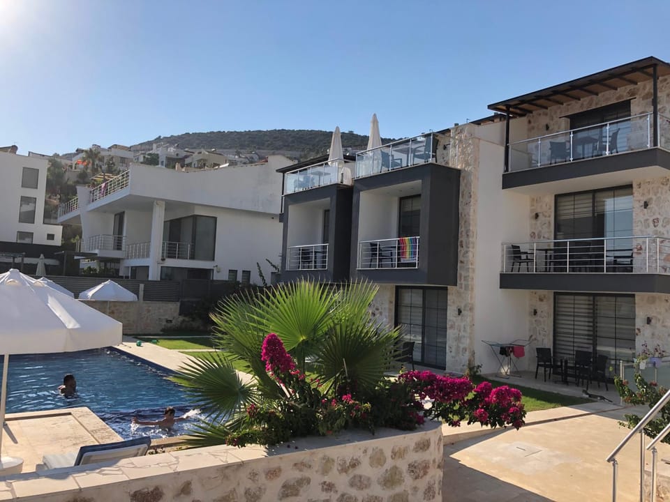 Stone House Aparts 1 plus 1 mit zwei Balkone und Poolblick Kalkan No 4 Apartment in Kalkan Belediyesi
