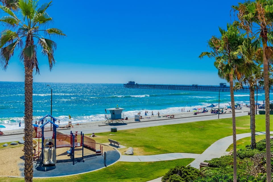 Westwood House House in Oceanside