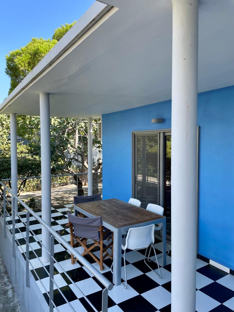 Architect's summer house by the beach House in East Attica Regional Unit, Greece