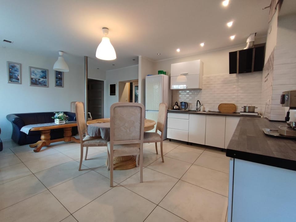Communal lounge/ TV room, Communal kitchen
