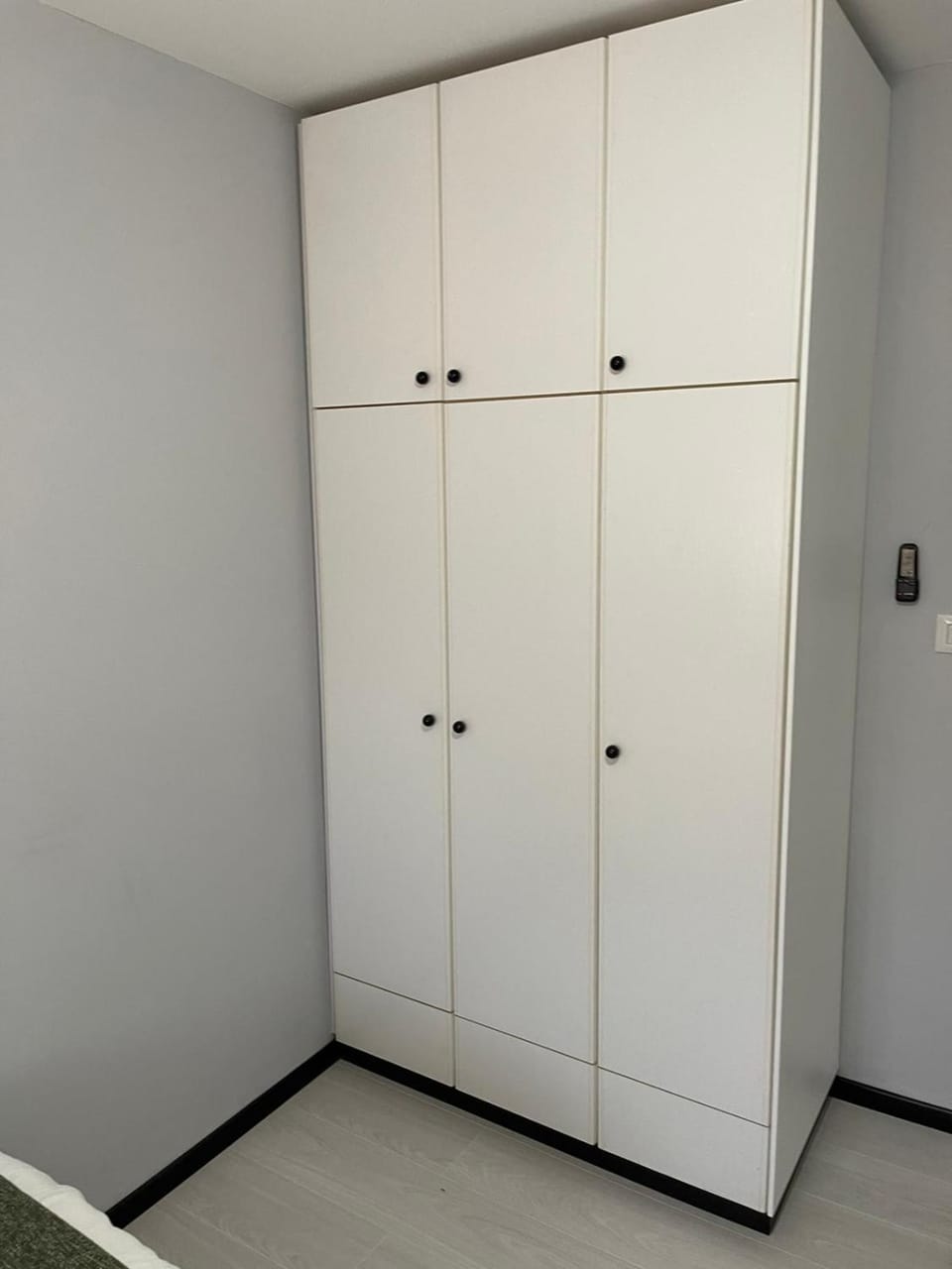 Bedroom, wardrobe