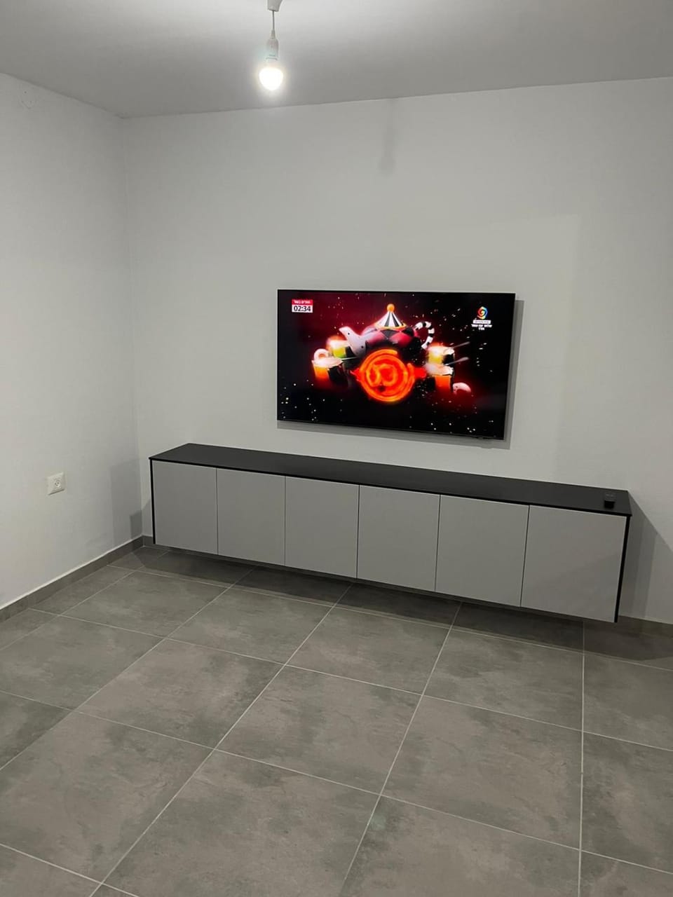 TV and multimedia, Seating area