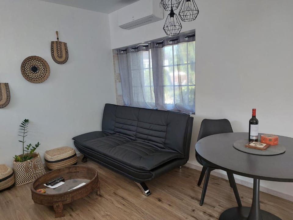 Studio2 Fontaine de L'amour Apartment in Nouvelle-Aquitaine
