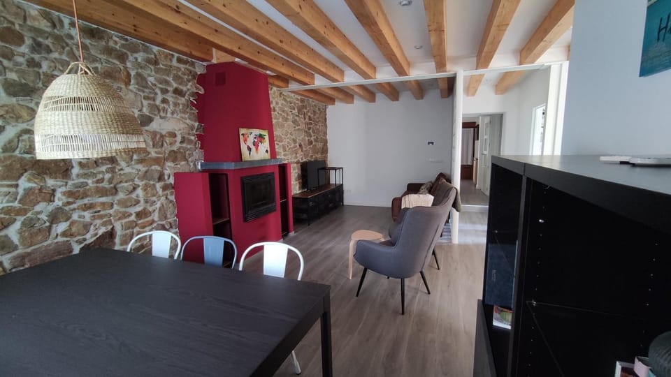 TV and multimedia, Living room, Dining area