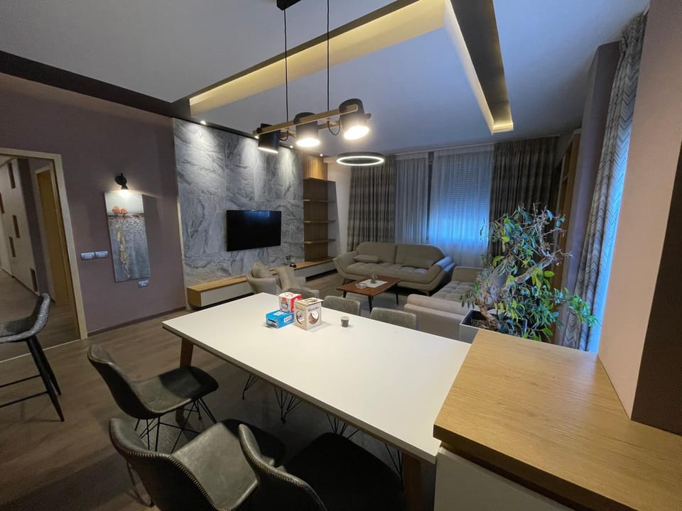 Living room, Seating area, Dining area