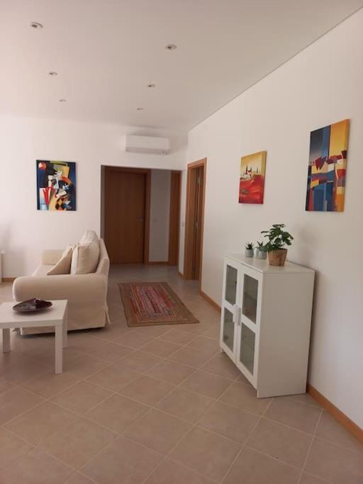 Casa Citrus Limão - Between the Hills & the Ocean Villa in Faro District
