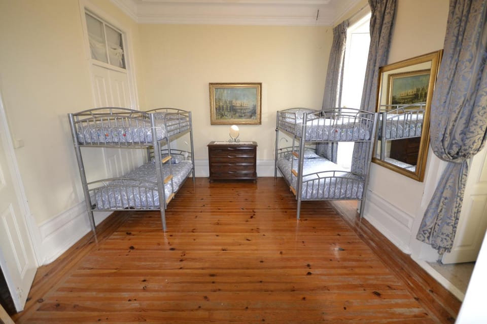 bunk bed