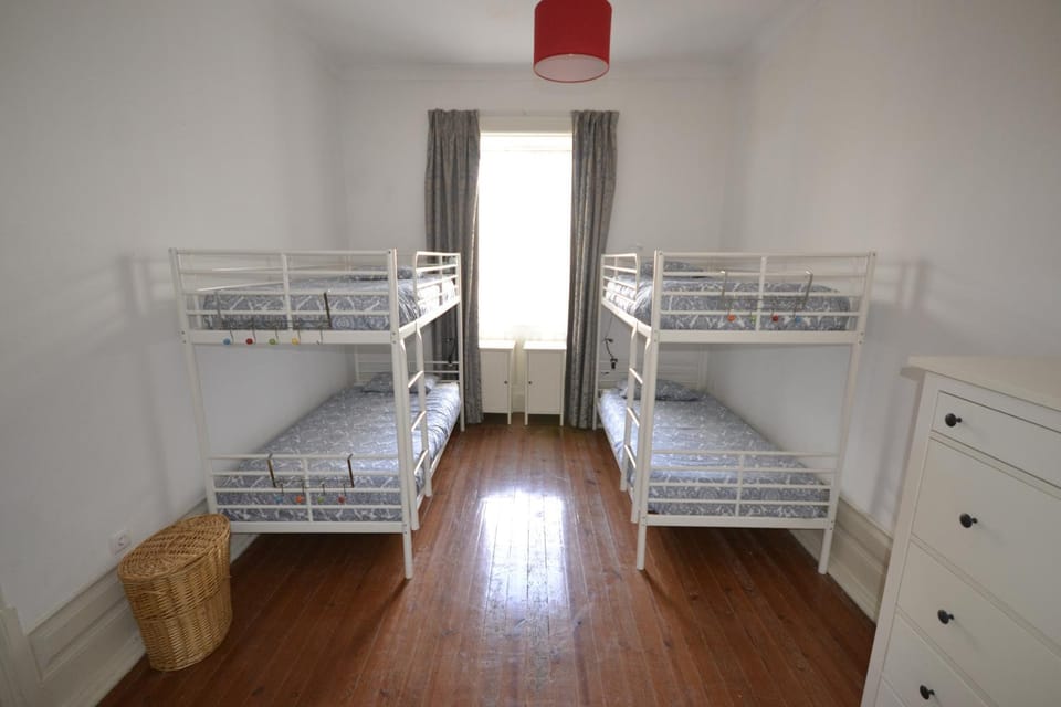 bunk bed
