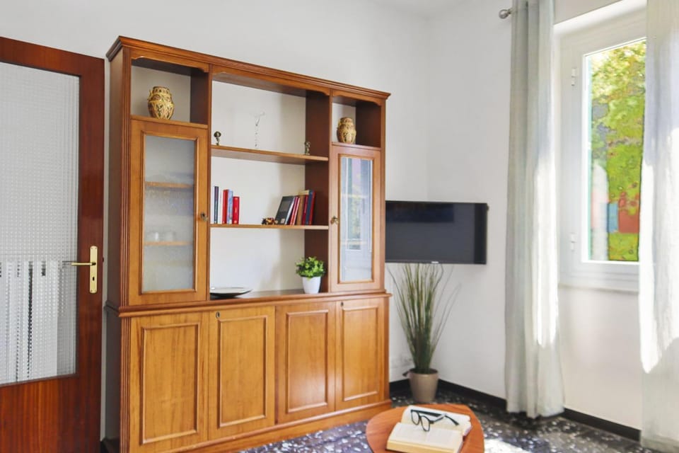 Communal lounge/ TV room, TV and multimedia