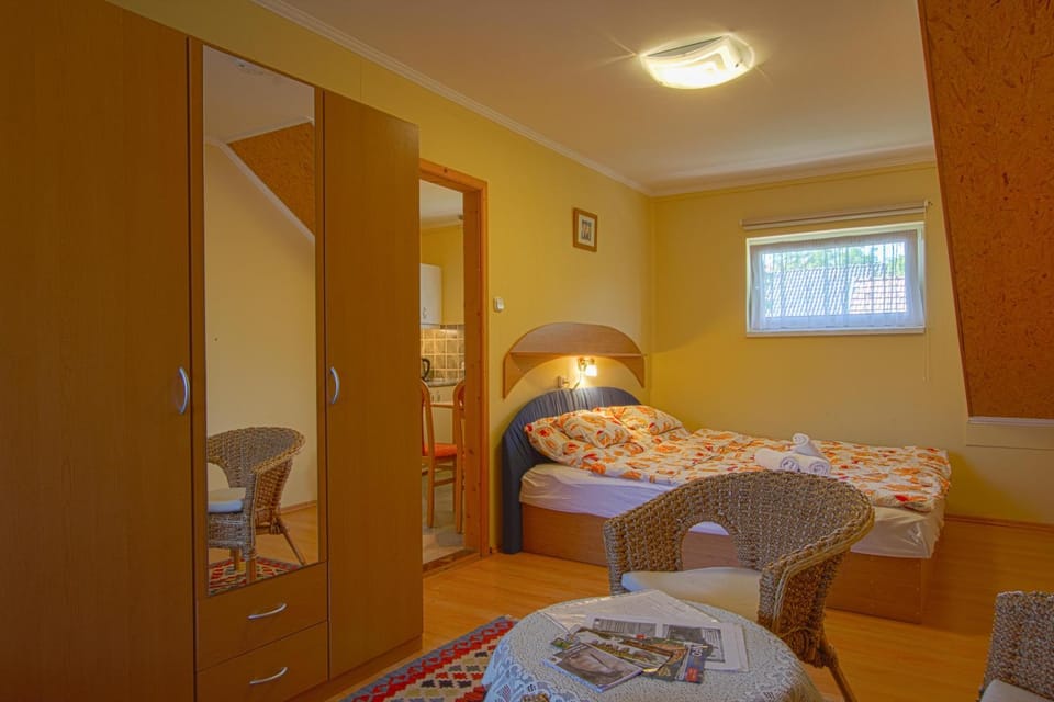 Bed, Living room, Bedroom