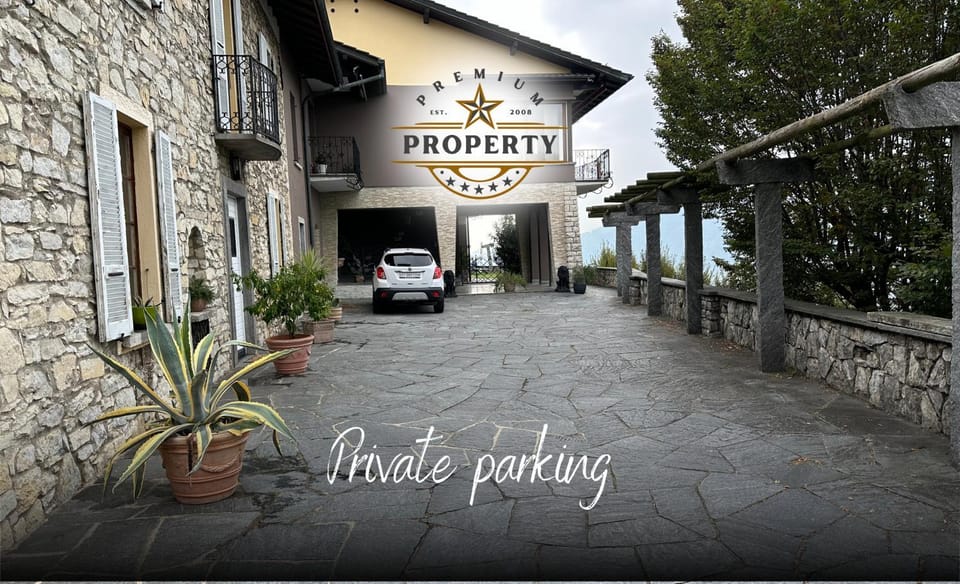 Property building, Street view, Parking