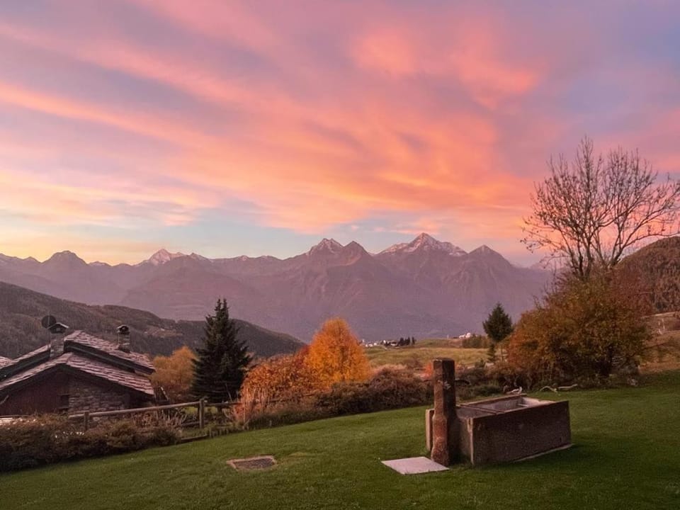 STOP & STARE STARS Bed and Breakfast in Aosta Valley, Italy