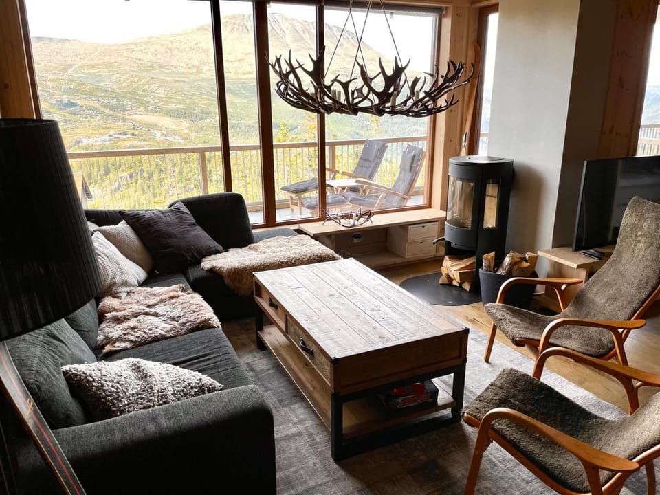 Living room, Seating area, Mountain view