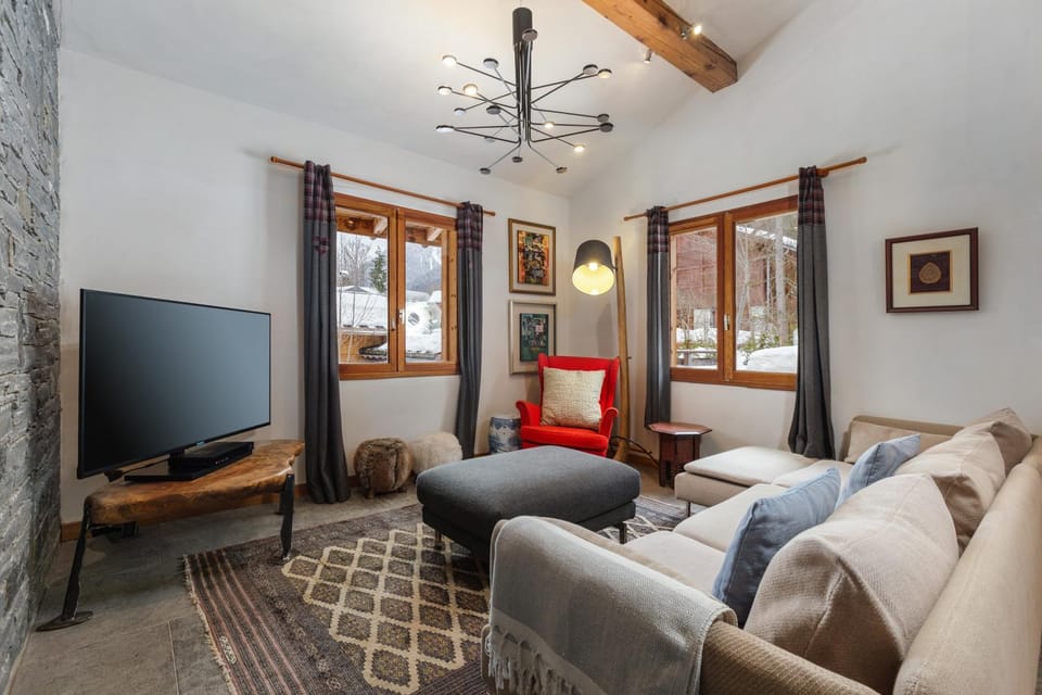 TV and multimedia, Seating area, Evening entertainment