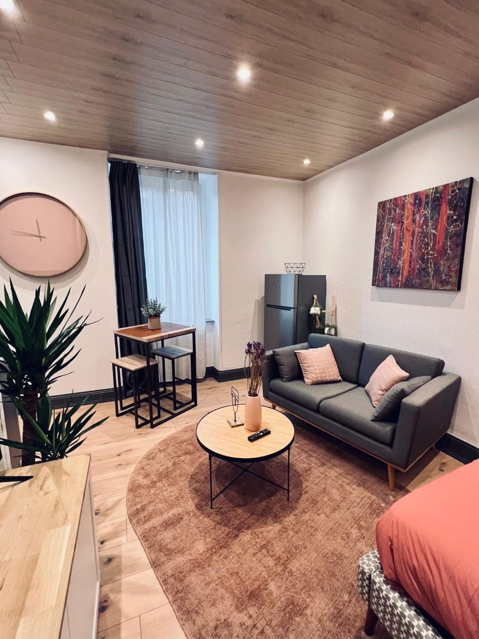 Living room, Seating area