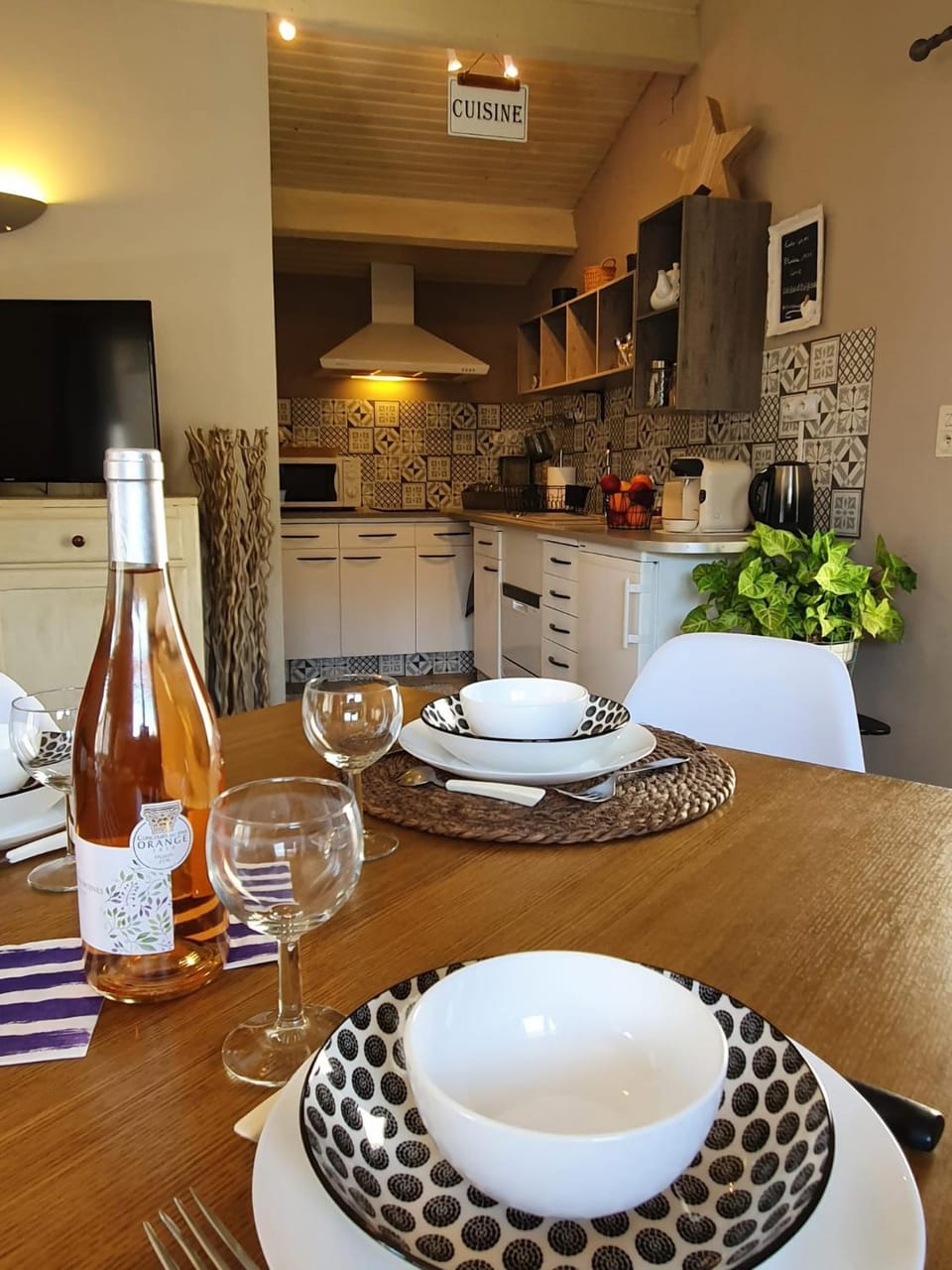 LA CHAMADE maison de village climatisée House in Provence-Alpes-Côte d'Azur