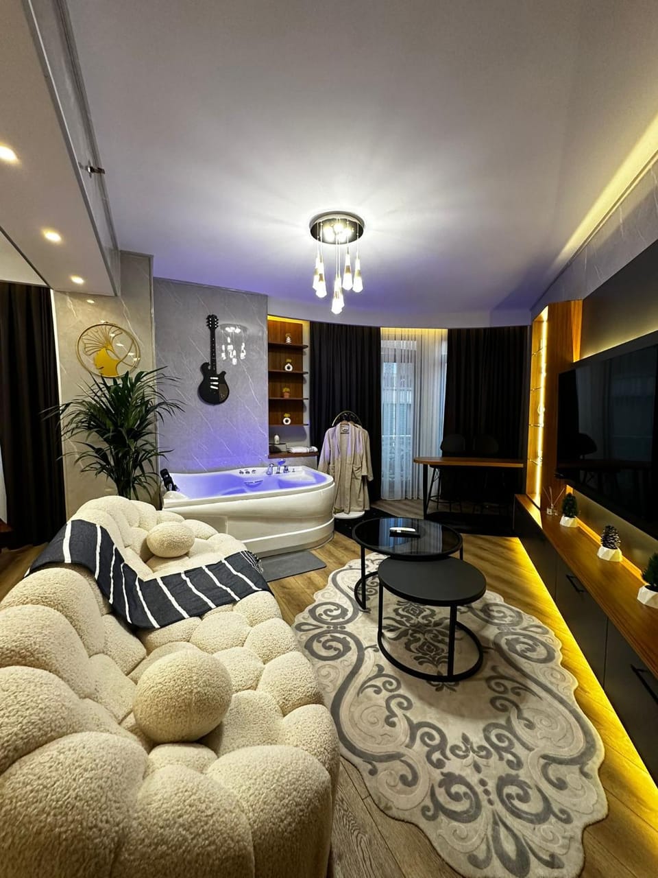 Living room, Seating area