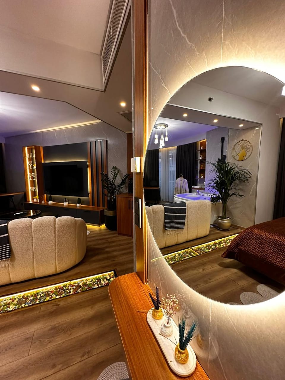 TV and multimedia, Living room, Seating area