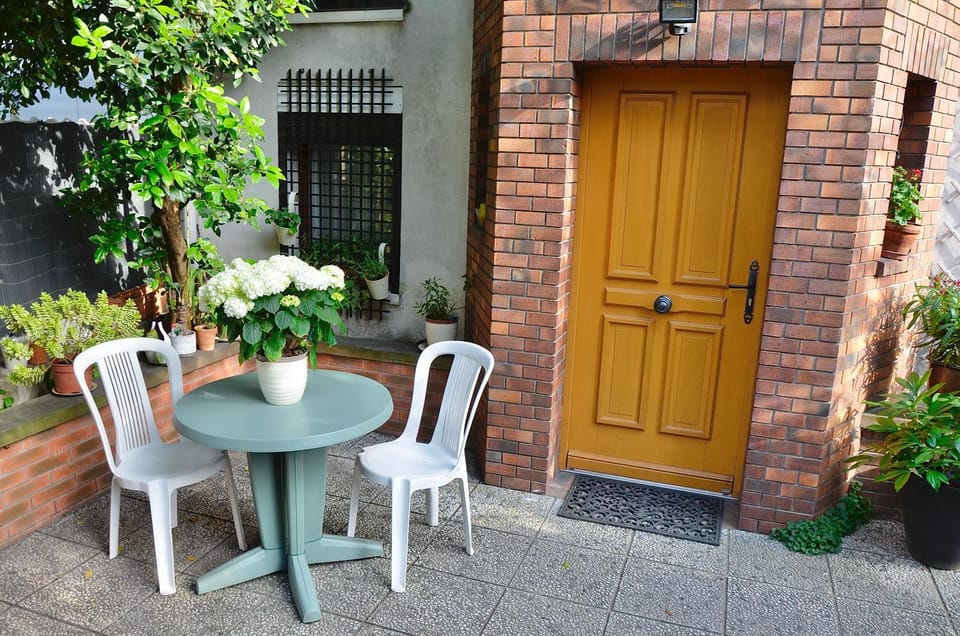 Patio, Facade/entrance, Garden, Garden view