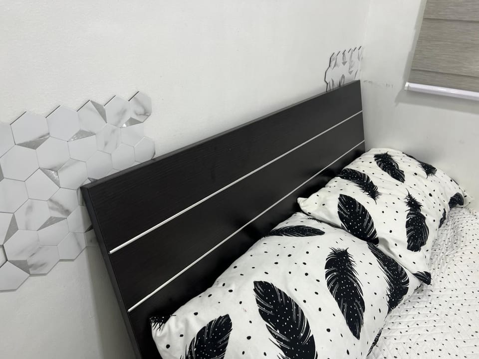Cozy Boo Suite near Enchanted kingdom by Dynel Apartment hotel in Santa Rosa