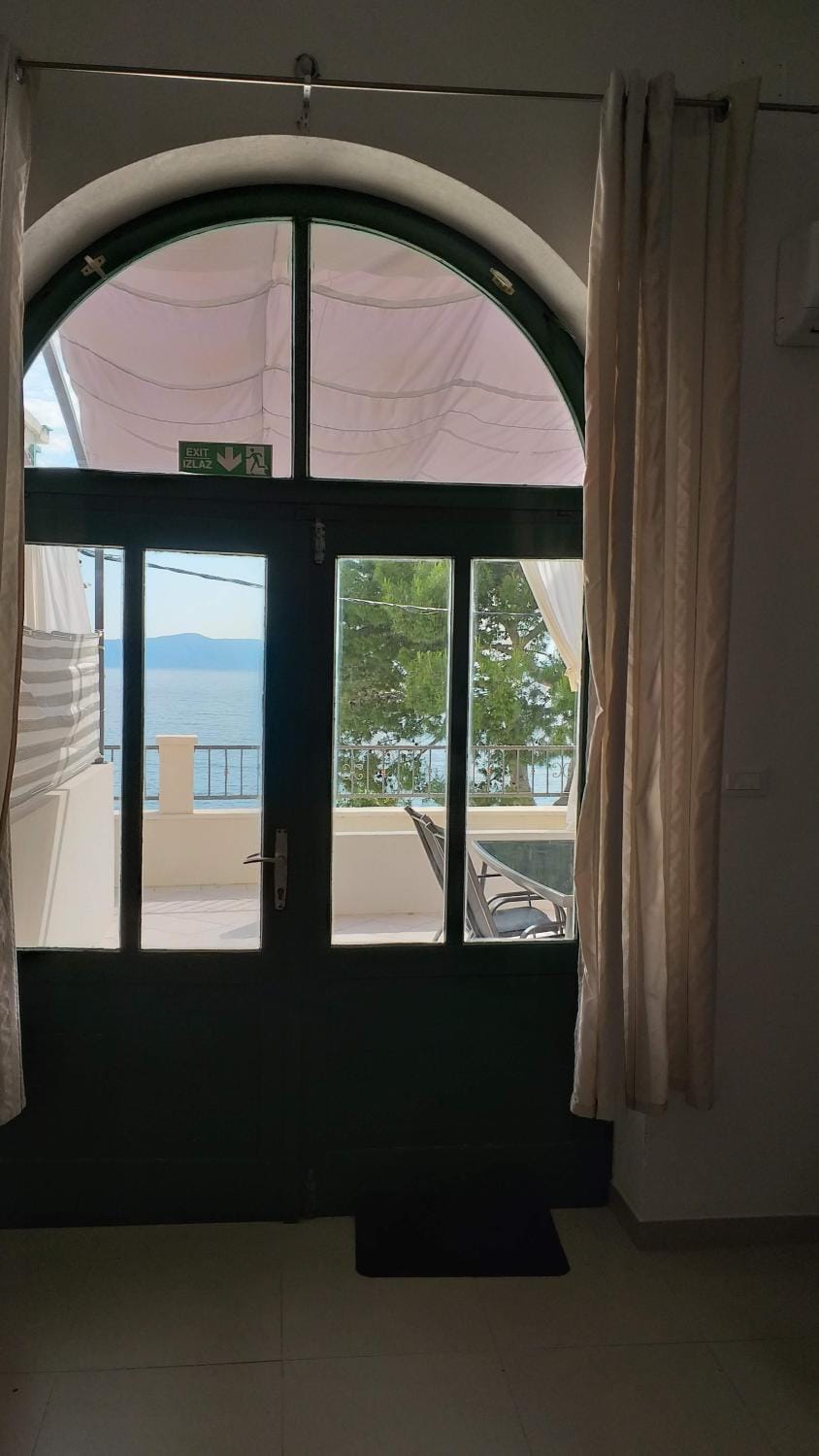 Apartmani Niko Drašnice Apartment in Split-Dalmatia County