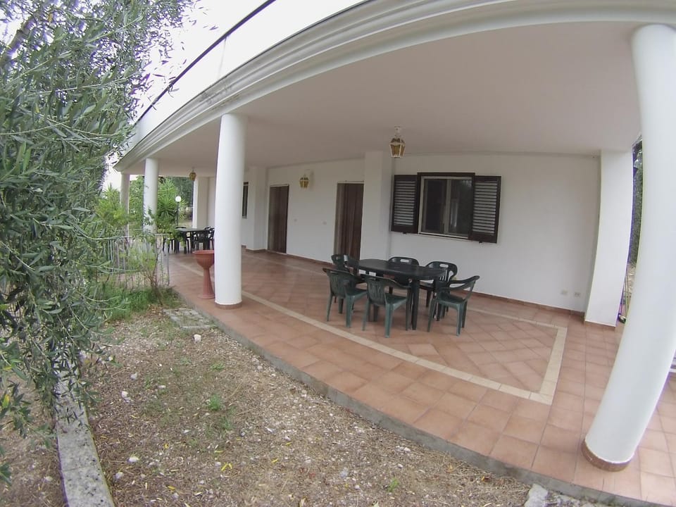 Villa elide Apartment in Province of Foggia