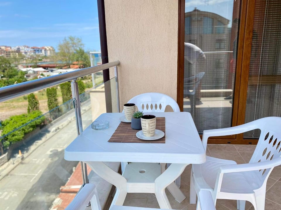 Balcony/Terrace, Living room