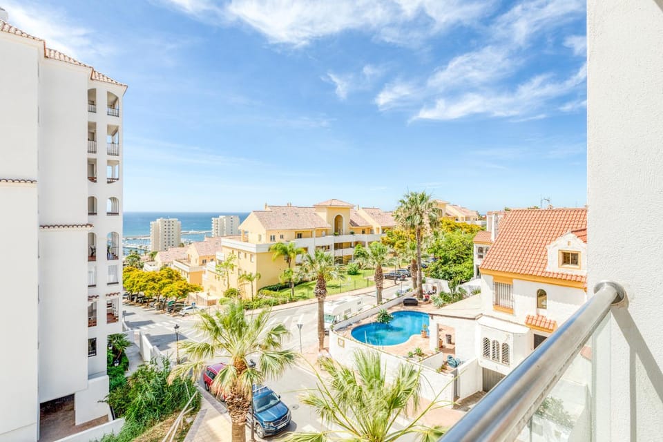 Balcony/Terrace, City view, Sea view