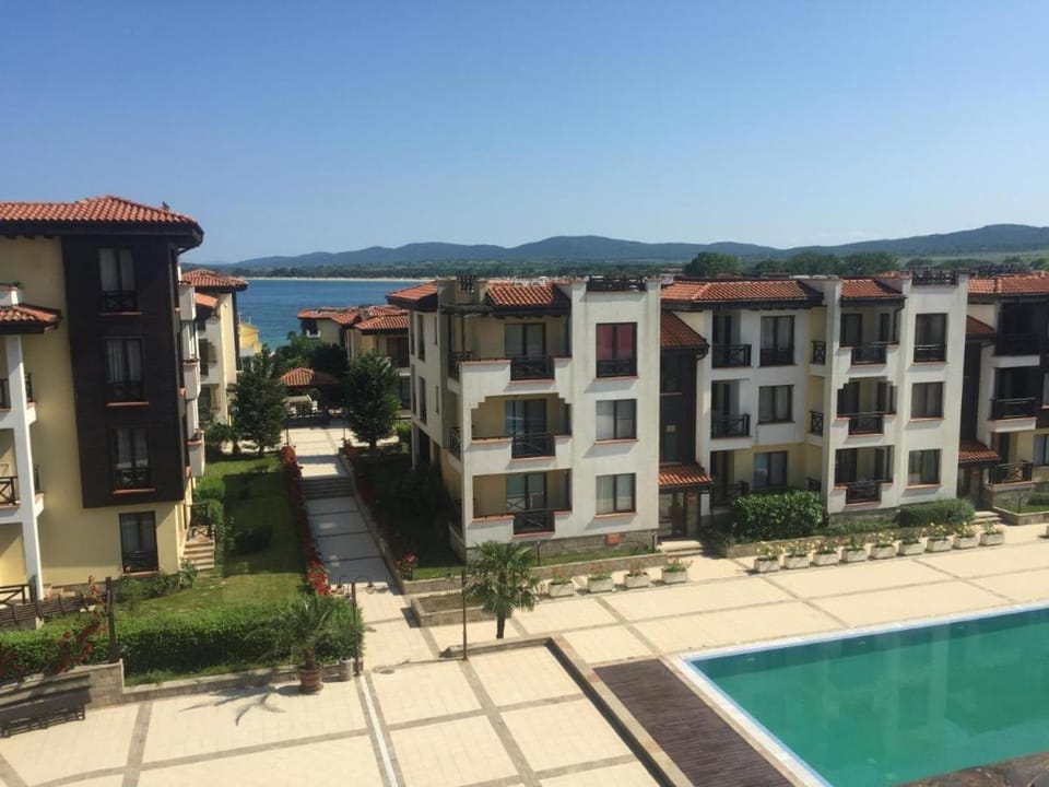 Luxory Apartament on the Seaside, Gradina beach, St Nicholas Complex Apartment in Burgas Province