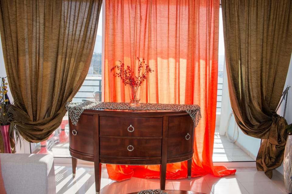 Decorative detail, Seating area