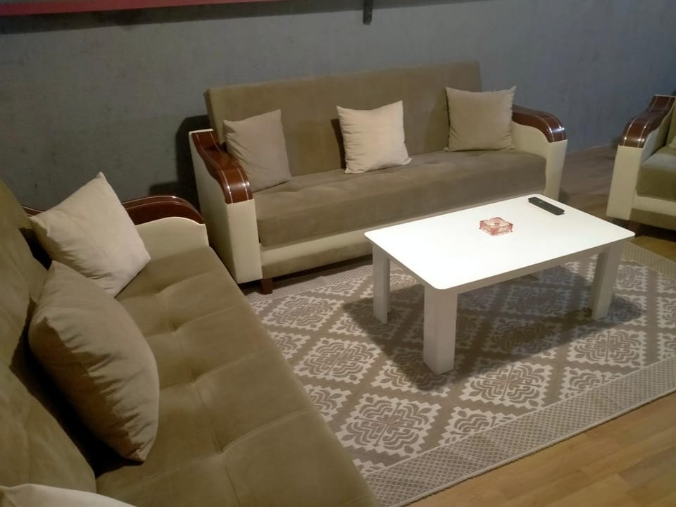 2 bedrooms central area located appartment 1floor Apartment in Istanbul