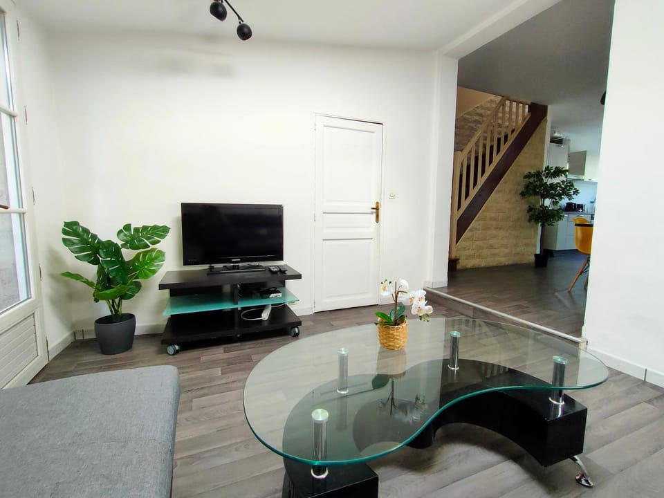 TV and multimedia, Living room