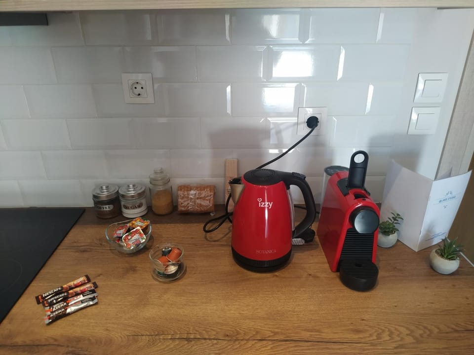 Coffee/tea facilities, Breakfast, toaster