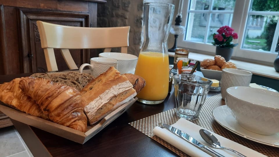 Manoir de Pierreville Bed and Breakfast in Normandy