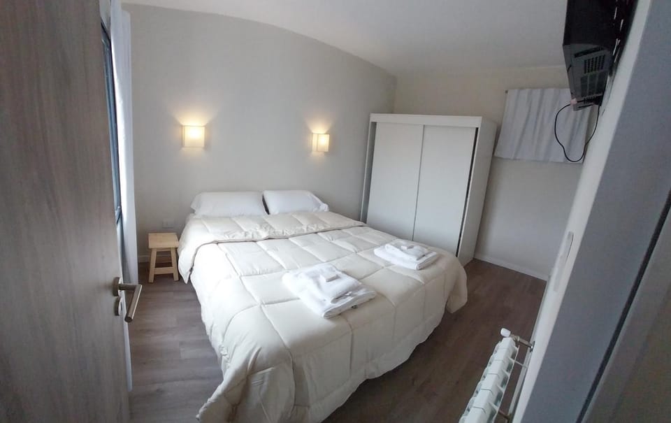 Bed, TV and multimedia, Bedroom, safe, wardrobe