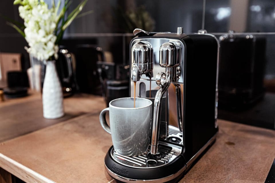 Coffee/tea facilities, kitchen